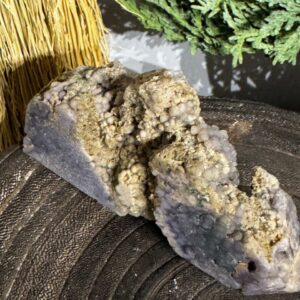 Grape agate specimen