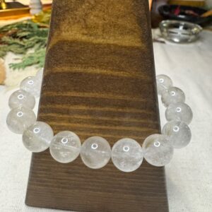 10mm clear quartz bracelet