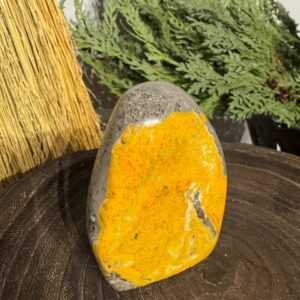 Bumble Jasper free form