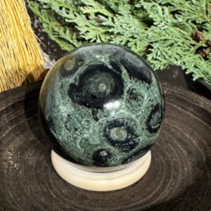 Kambaba Jasper Sphere