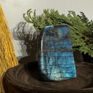 Labradorite free form