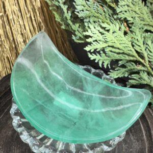 Green fluorite bowl